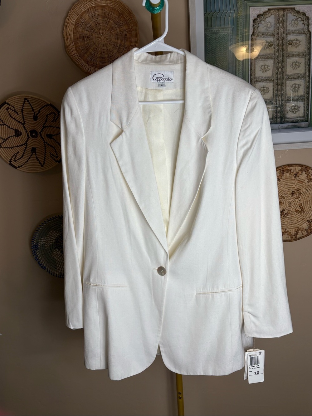 Cappagallo Women’s Cream Single-Button Blazer